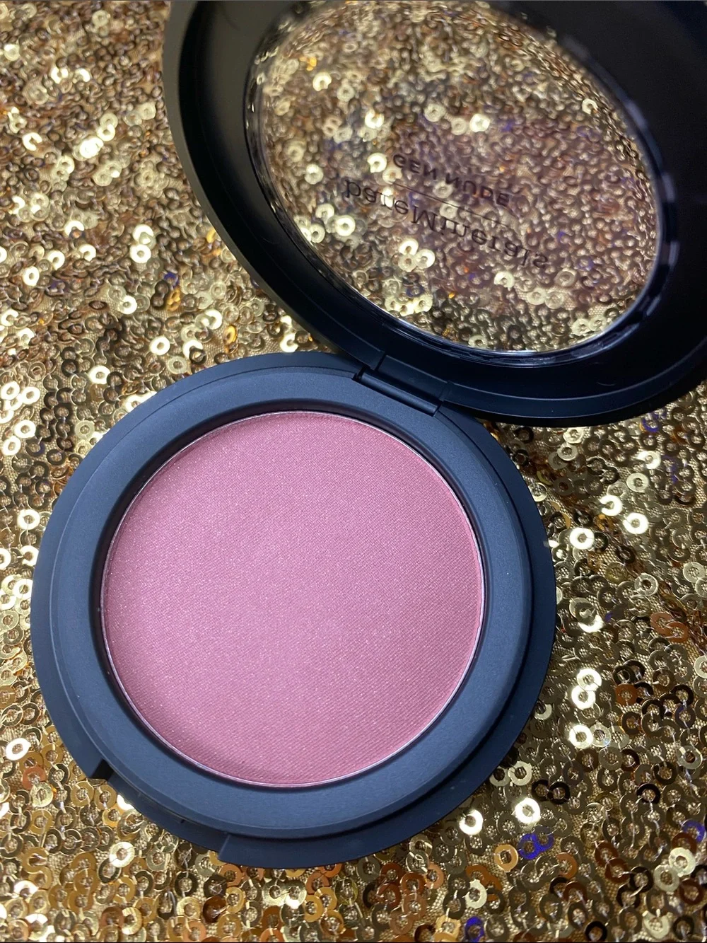 bareMinerals Gen Nude Powder Blush On The Mauve .21 oz. NWOB